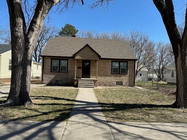 1204 Adams St, Great Bend, KS 67530