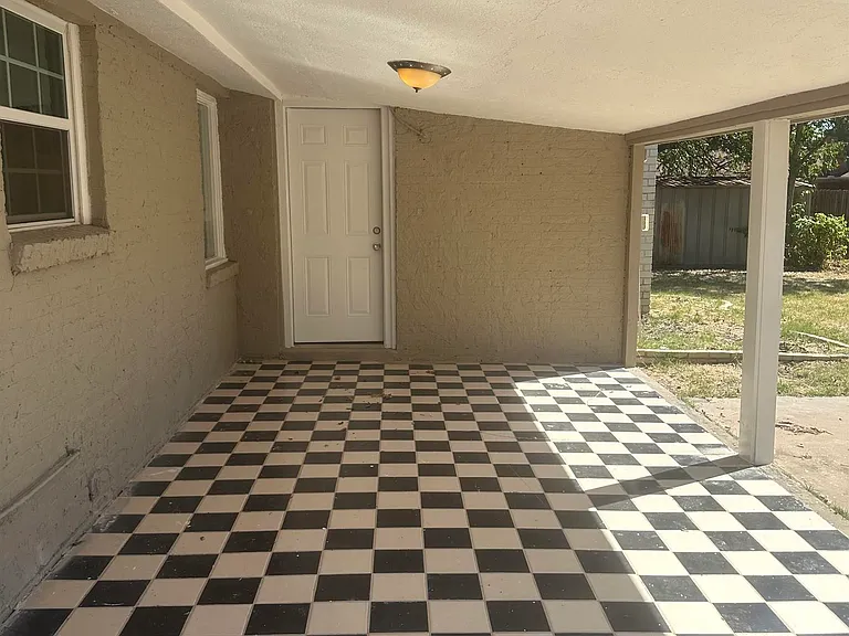 4103 Berwick Dr — Photo 22