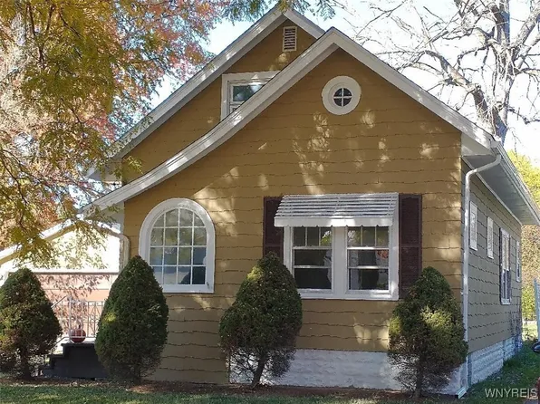 84 Klaum Ave, North Tonawanda, NY 14120