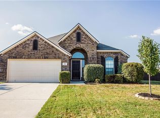 301 Woodridge Dr, Oak Pt, TX 75068