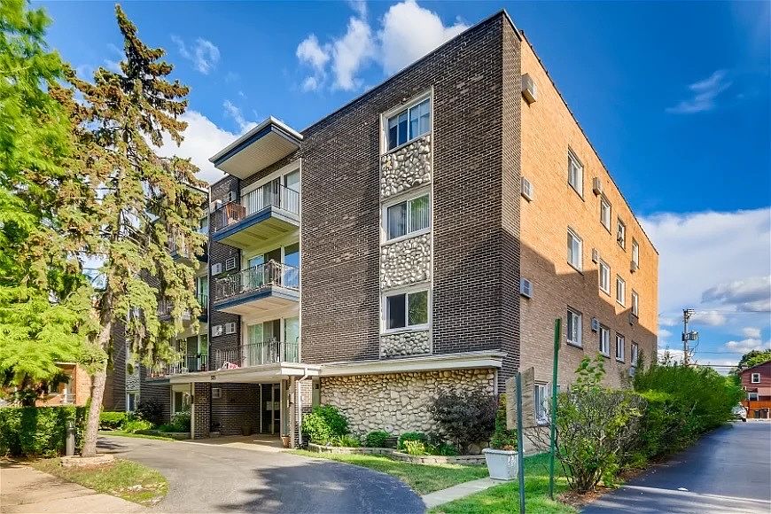 5215 Galitz St APT 1A, Skokie, IL 60077 Zillow