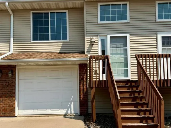 1450 Easton Ln, North Liberty, IA 52317