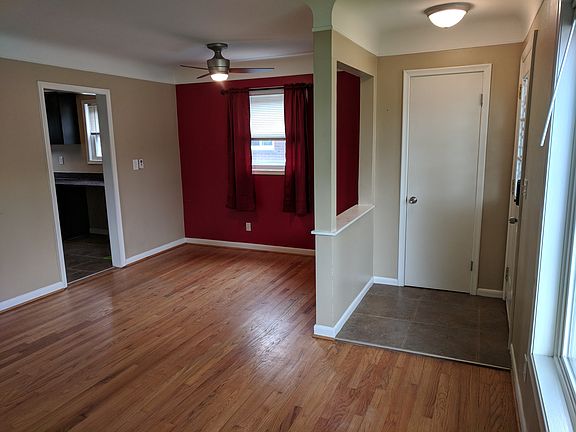 living room w/dining