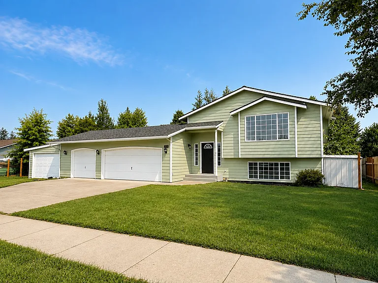 8381 W Oregon St — Photo 1