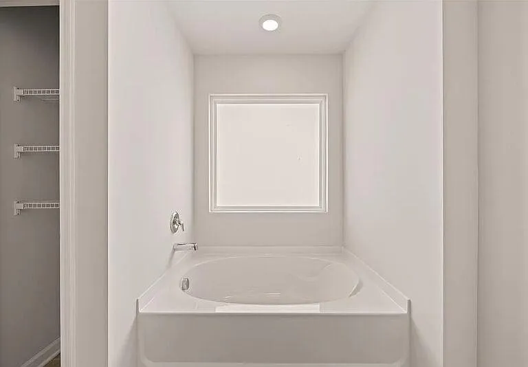 513 Myrtle Crst — Photo 11