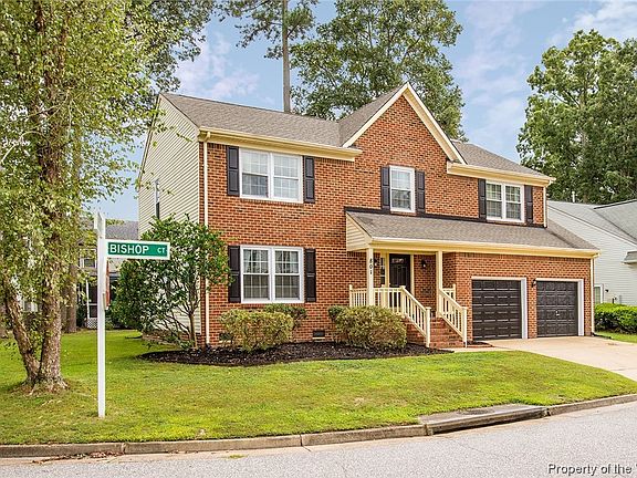 3rd image of 801 Bishop Ct