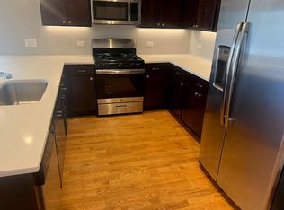 4812 W Montrose Ave UNIT 204, Chicago, IL 60641