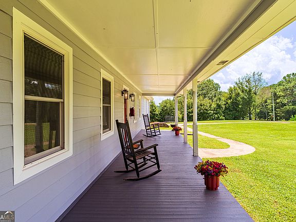 4th image of 506 Bill Watkins Rd