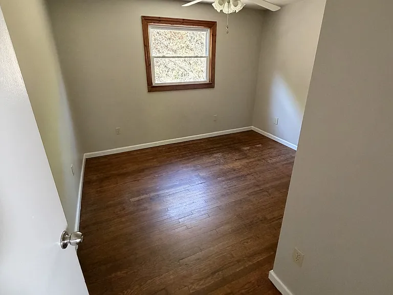 609 C St #3-B — Photo 5