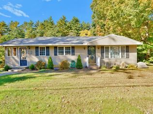 107 Brookfield Rd, Sturbridge, MA 01518