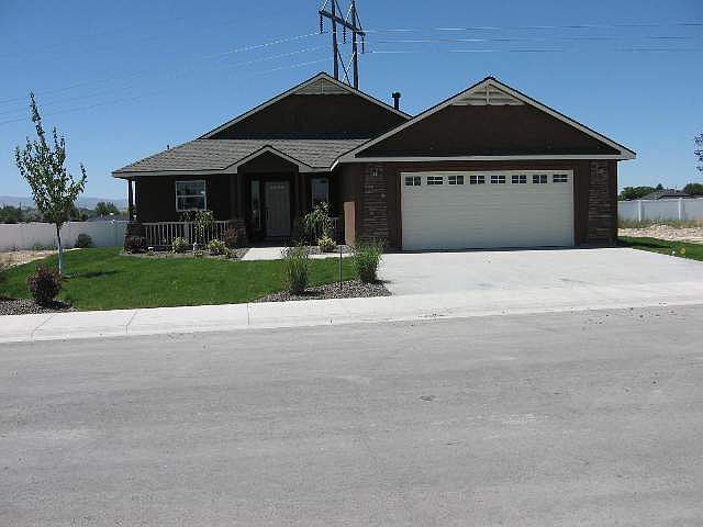 1st image of 3705 Greenbrier