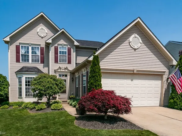 571 Beechwood Ln, Painesville, OH 44077