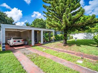 1045 NW 143rd St, Miami, FL 33168