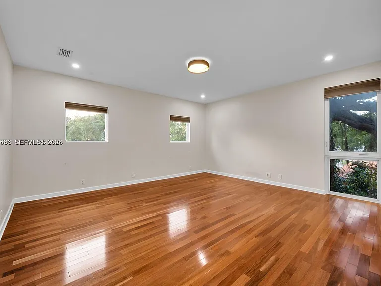 3649 SW 16th Ter #3649 — Photo 13