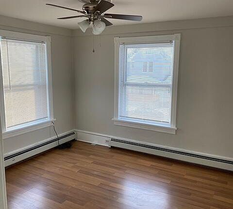 4th image of 638-640 6th Ave
