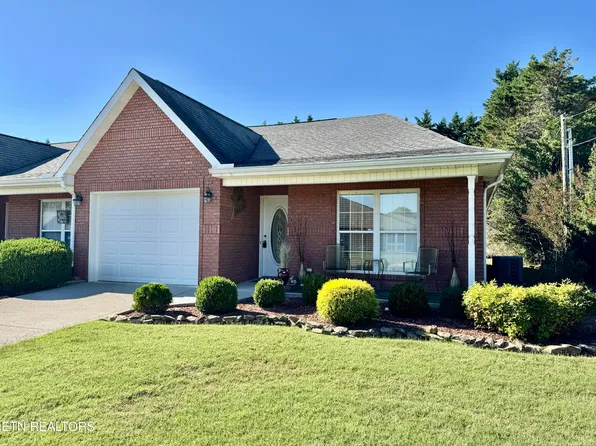 2511 Keeneland Dr, Maryville, TN 37803