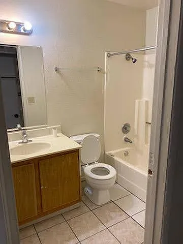 1836 Goldfield St — Photo 3