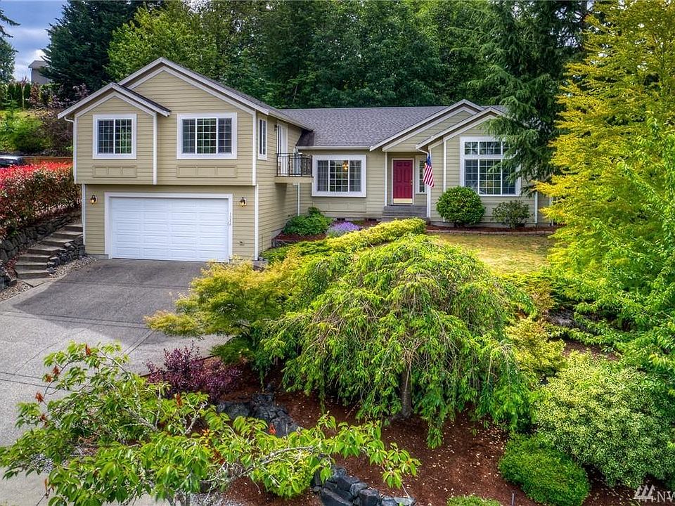 1st image of 1526 25th Street Pl SE