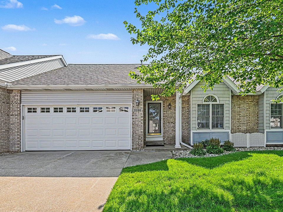1st image of 11286 Blue Heron Pkwy #24