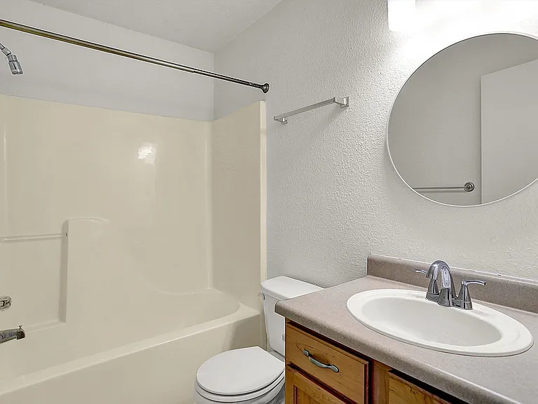 5611 W Tensleep Rd — Photo 17