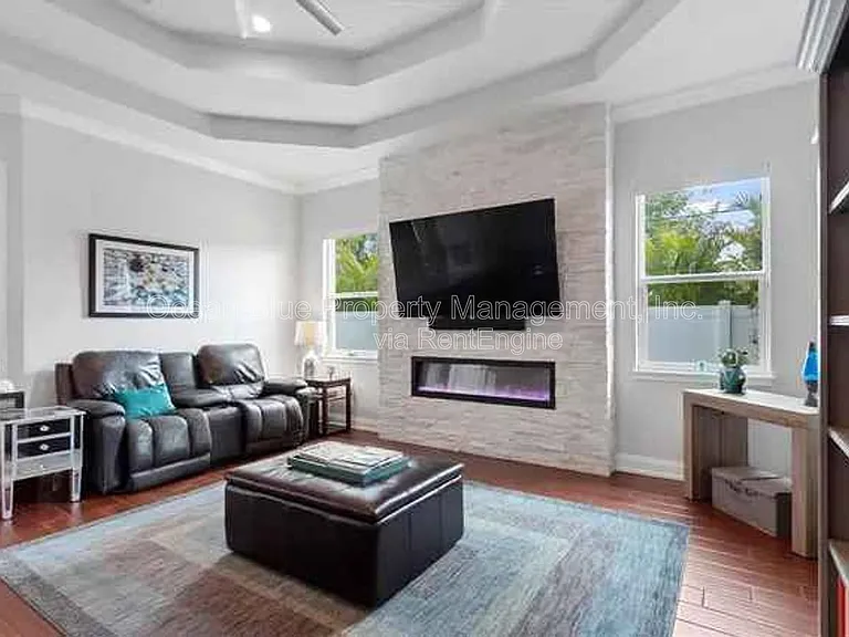 3923 W Bay Vista Ave — Photo 7
