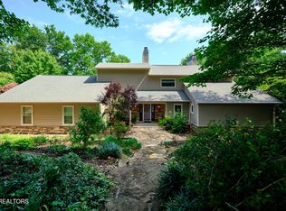 226 W Cove Dr, Greenback, TN 37742