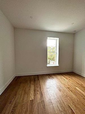 3rd image of 791 Sterling Pl APT 1A