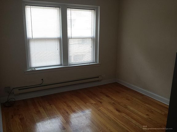 2nd image of 1210 W Granville Ave APT 308