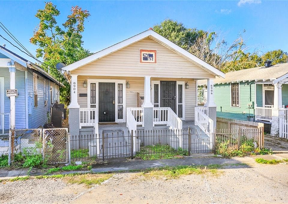 1st image of 8904-06 Olive St