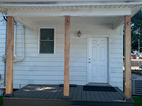 2nd image of 428 Randle St #A