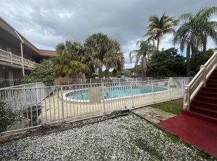 241 SE 9th Ave APT 105, Pompano Beach, FL 33060