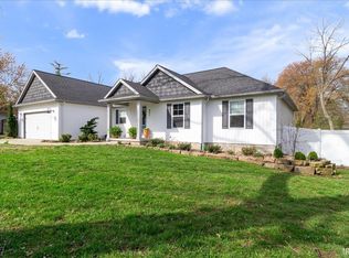 801 Park Plaza Dr, Evansville, IN 47715