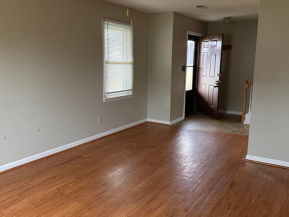 5th image of 309 Peachtree Dr