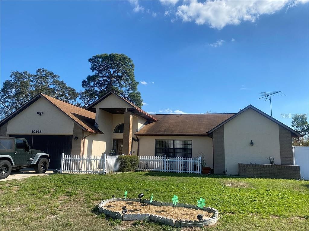 10398 Elgin Blvd, Spring Hill, FL 34608 Zillow