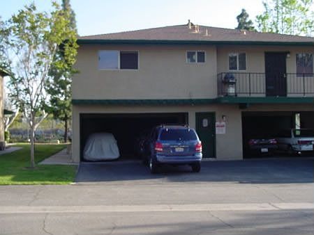 2nd image of 1069 W Sierra Madre Ave APT 3