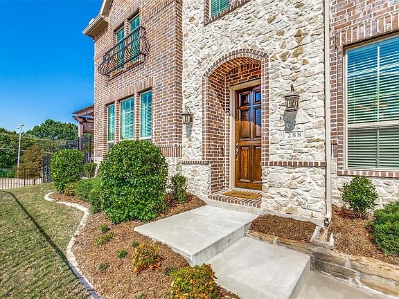 3rd image of 288 Palisades Blvd