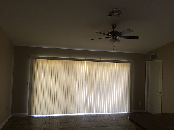 441560_living room_