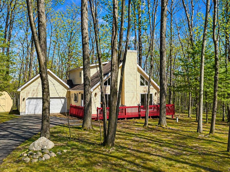 1st image of 304 Balsam Rd