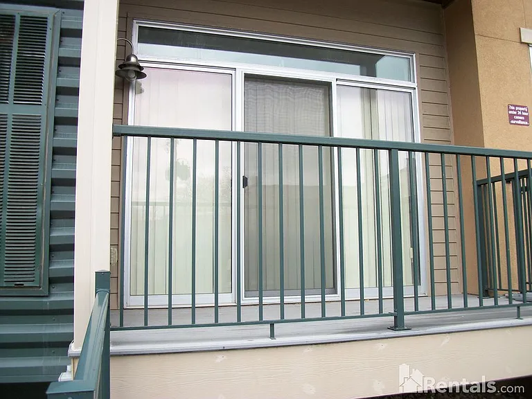 2600 University Ave SE #107 — Photo 20