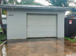 2535 Roosevelt St, Hollywood, FL 33020