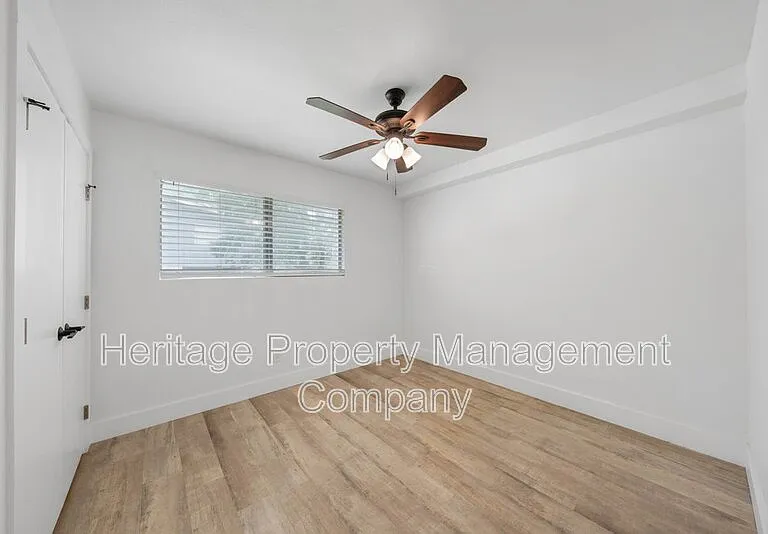 784 Hill Top Dr — Photo 15