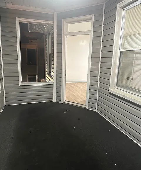 2700 Roslyn Ave #5 — Photo 9