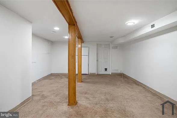 112 Linden St #1 — Photo 3