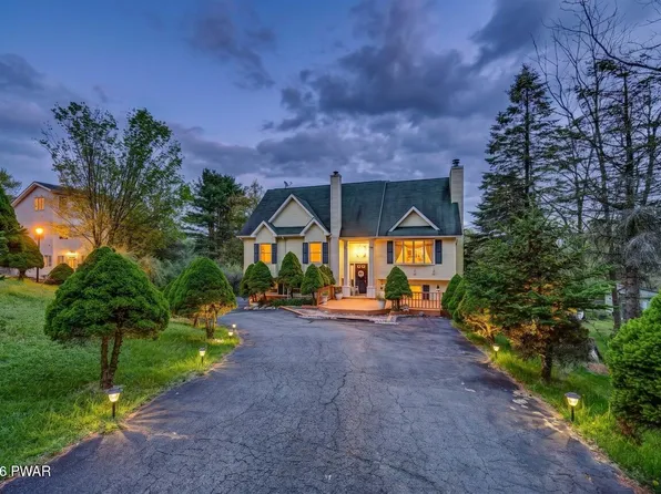 107 Lookout Dr, Lords Valley, PA 18428