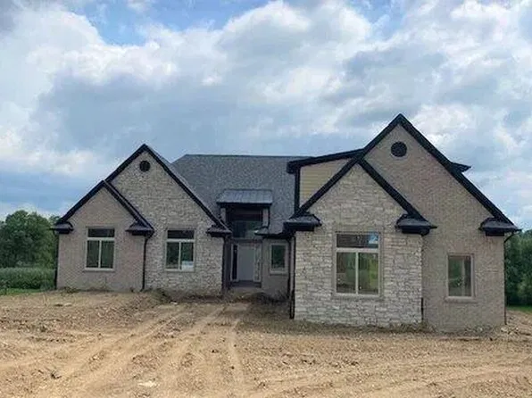 6853 John R Rd, Troy, MI 48085