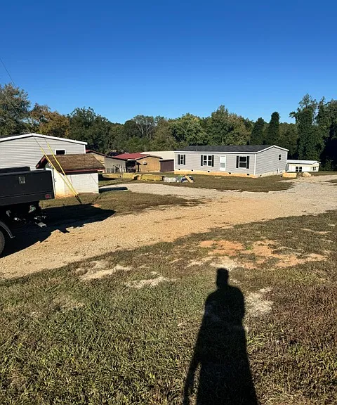 12 Marshall Ln — Photo 3