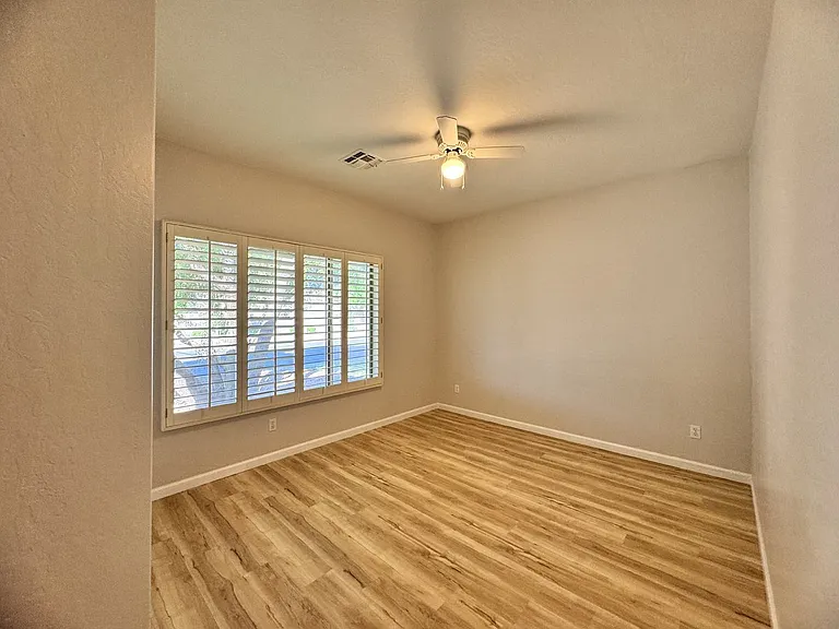 495 N Bluejay Dr — Photo 12