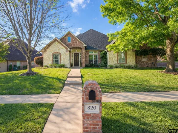 820 Cambridge Bnd, Tyler, TX 75703