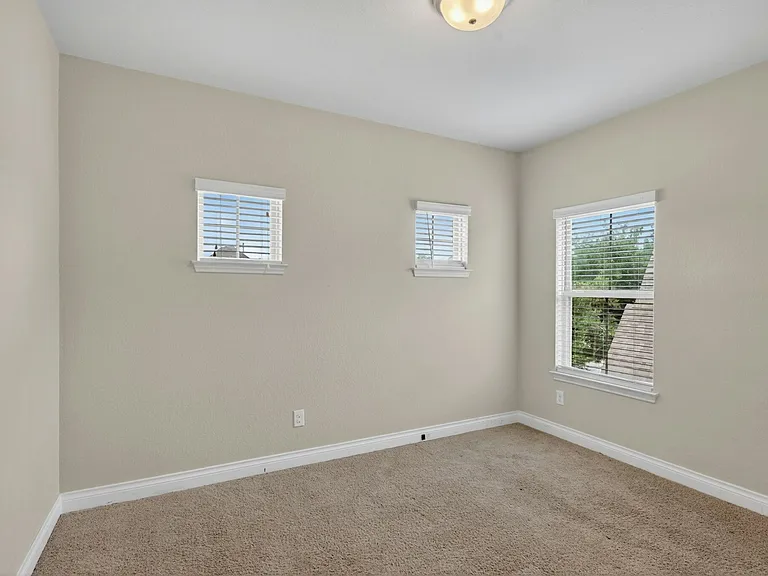 3311 Pleasant Hollow Ln — Photo 50