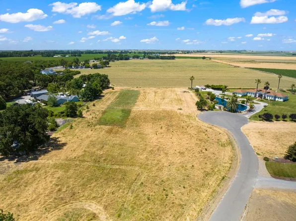3 Alexandria Ct, Clarksburg, CA 95612